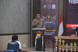 Semarak Hari Bhayangkara Ke-80, Kapolres Bondowoso Gelar Bhayangkara Esport Championship dan Cetak Talenta Gamer Berpres
