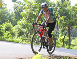 Bromo KOM 2026: Seribu Cyclist dari 14 Negara Taklukkan Tanjakan Legendaris Bromo