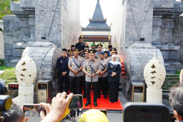 Jelang Hari Bhayangkara ke-80, Kapolri Jadikan Ziarah ke Makam Presiden RI Terdahulu Sebagai Momentum Nilai Kebangsaan