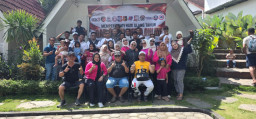 Sukses: Gabungan 12 Media Gelar HUT di Pronojiwo Lumajang, Perkuat Soliditas dan Profesionalisme Jurnalistik. 