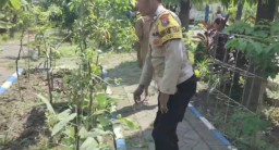 Bhabinkamtibmas Polsek Bangil Dorong Ketahanan Pangan Lewat P2B di Kalirejo