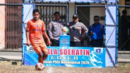 Dua Putra Anggota Polres Bondowoso Antar Arseko Juara Piala Soeratin U15, 