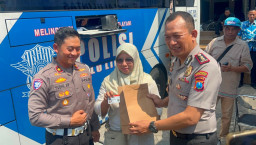 Sambut Hari Kemerdekaan RI ke - 81 Polresta Sidoarjo Hadirkan Layanan SIM Keliling 24 Jam Selama 17 Hari Non Stop