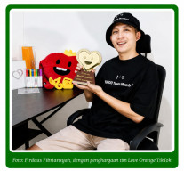 Transformasi TikTok oleh Firdaus Fibriansyah: Dari Platform Hiburan Menjadi Peluang Penghasilan di Era Digital