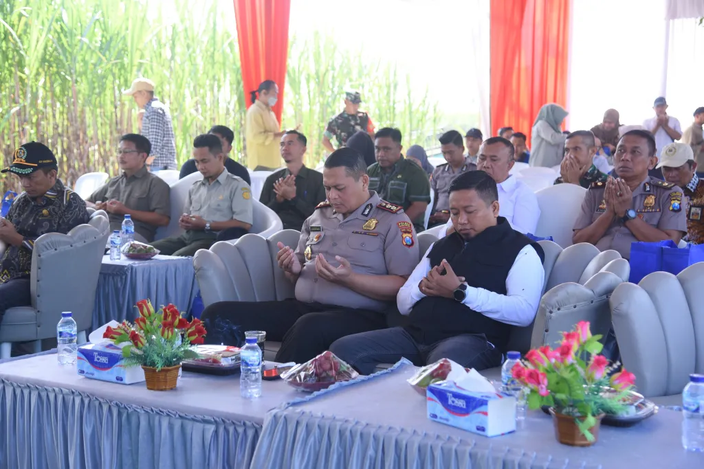 Dukung Swasembada Gula Nasional, Kapolres Bondowoso Turun Langsung ke Lahan Tebu Bersama Forkopimda