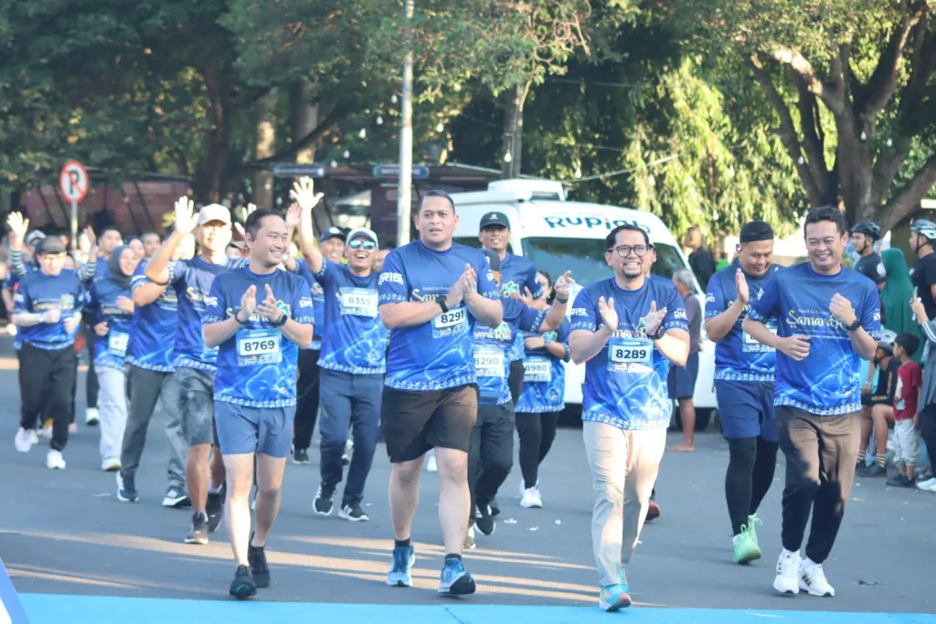 Semarak Muharram 1448 H, Kapolres dan Forkopimda Bondowoso Berbaur Bersama Ribuan Pelari di Samara Run 2026
