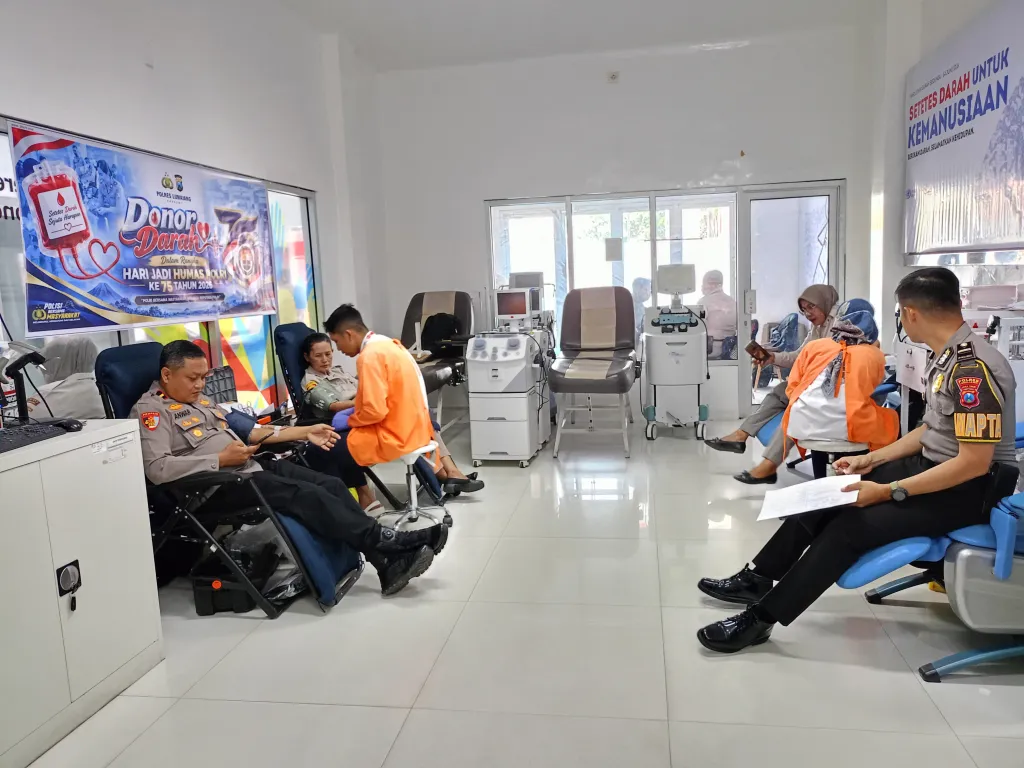HUT ke-75 Humas Polri 2026, Polres Lumajang Gelar Donor Darah Bersama PMI