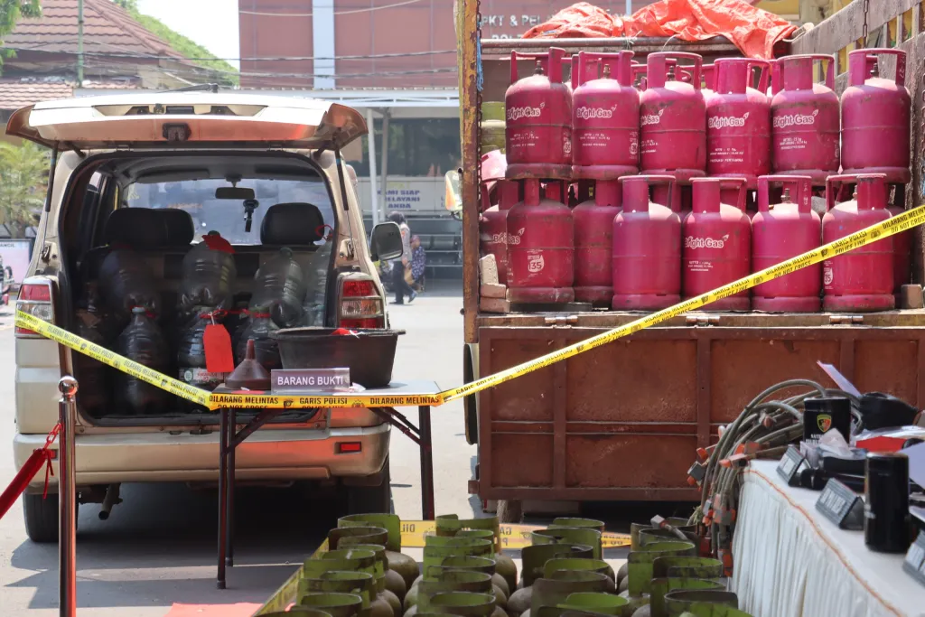 Polres Pasuruan Ungkap Dugaan Penyalahgunaan Pertalite Subsidi, Tersangka Gunakan Lima Barcode MyPertamina Milik Keluarg