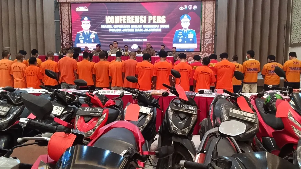Operasi Sikat Semeru 2026, Polda Jatim Ungkap 1.345 Kasus dan Amankan 1.212 Tersangka
