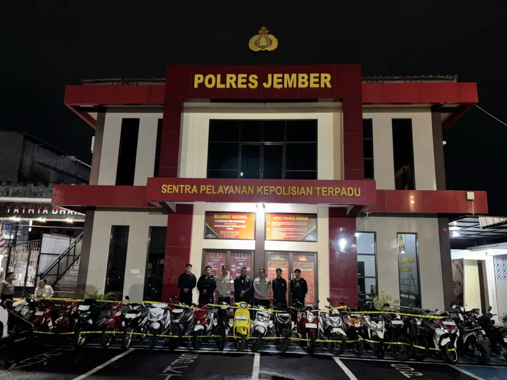 Respons Cepat Aduan 110, Polres Jember Amankan 21 Motor Balap Liar di Akses Bandara Notohadinegoro