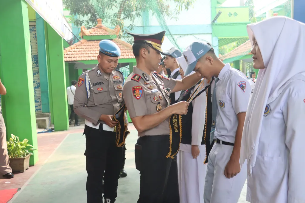 Polri Peduli Pendidikan, Kapolres Pasuruan Launching Polisi Jogo Sekolah di MAN 1 Pasuruan