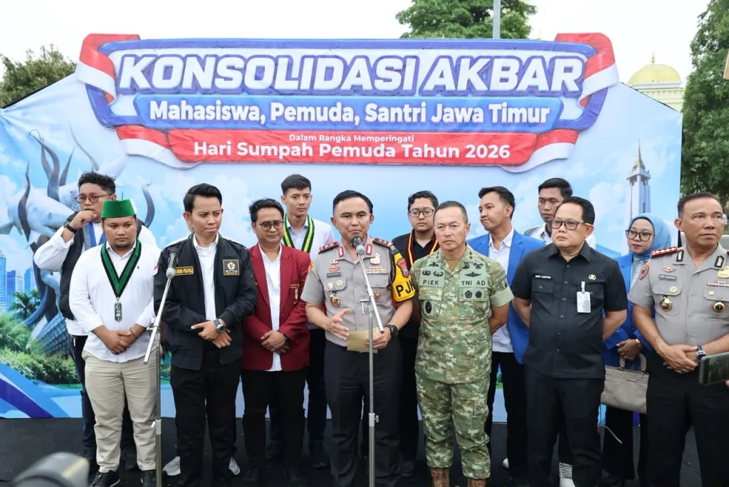 *Momentum Sumpah Pemuda, 5.000 Mahasiswa dan Santri Gelar Konsolidasi Akbar di Mapolda Jatim*