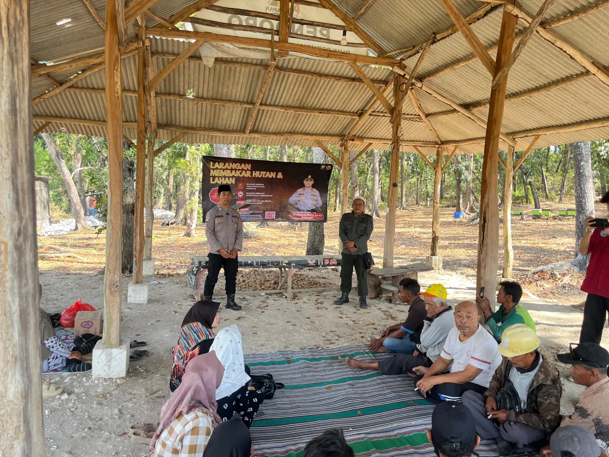 Antisipasi Karhutla, Polres Gresik Gencarkan Sosialisasi di Hutan Panceng