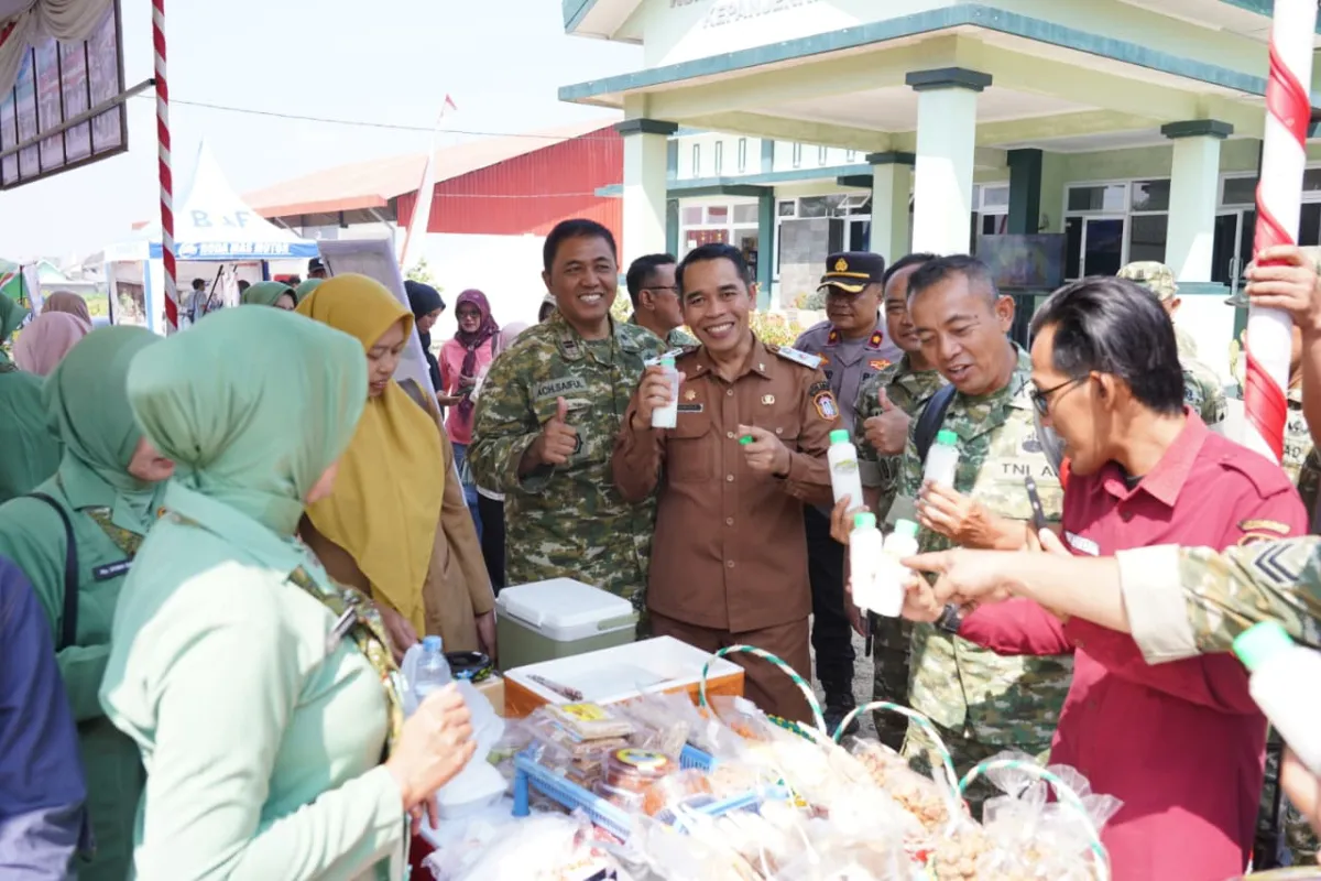 Kodim 0808/Blitar Gelar Bazar Murah HUT Ke-81 TNI: Wujud Nyata Kemanunggalan Dan Kepedulian Sosial Untuk Masyarakat